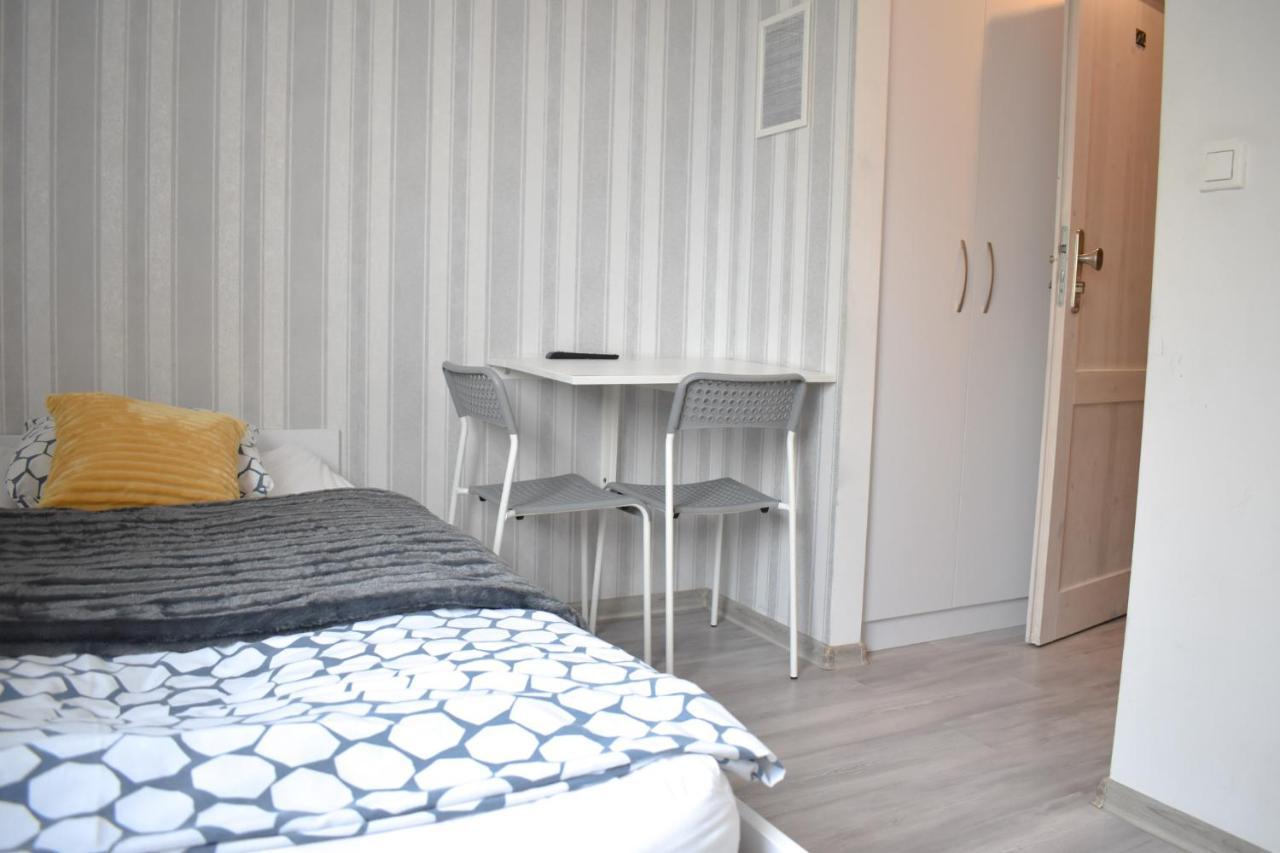 Hostel Przed Switem Gorzów Wielkopolski Esterno foto