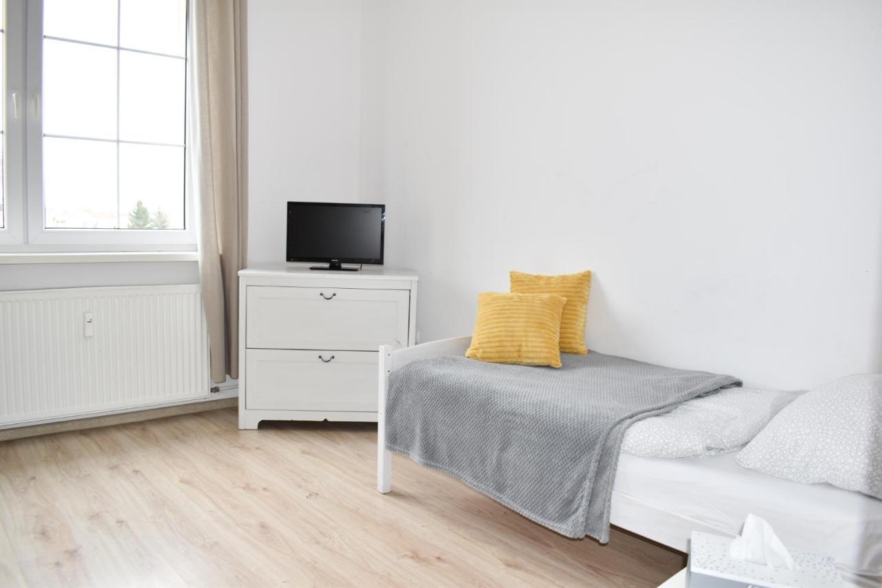 Hostel Przed Switem Gorzów Wielkopolski Esterno foto